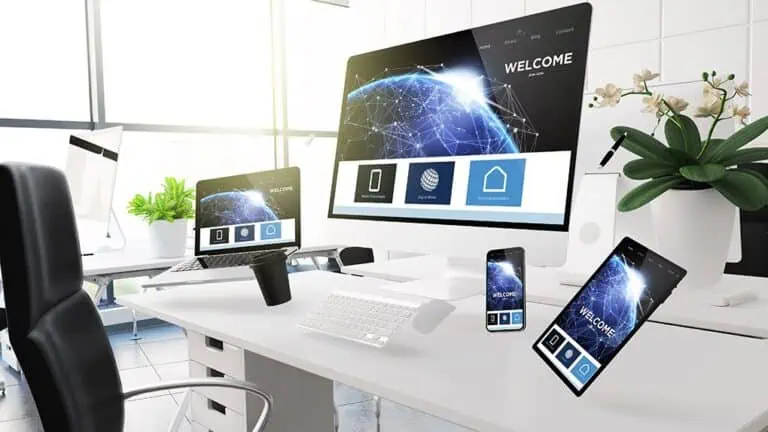 Üzleti weboldal főoldalának elkészítése